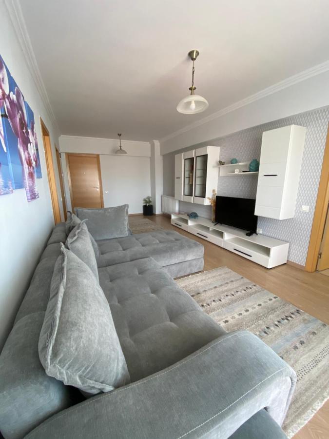 Dora City Apartament Appartement Cluj-Napoca Buitenkant foto