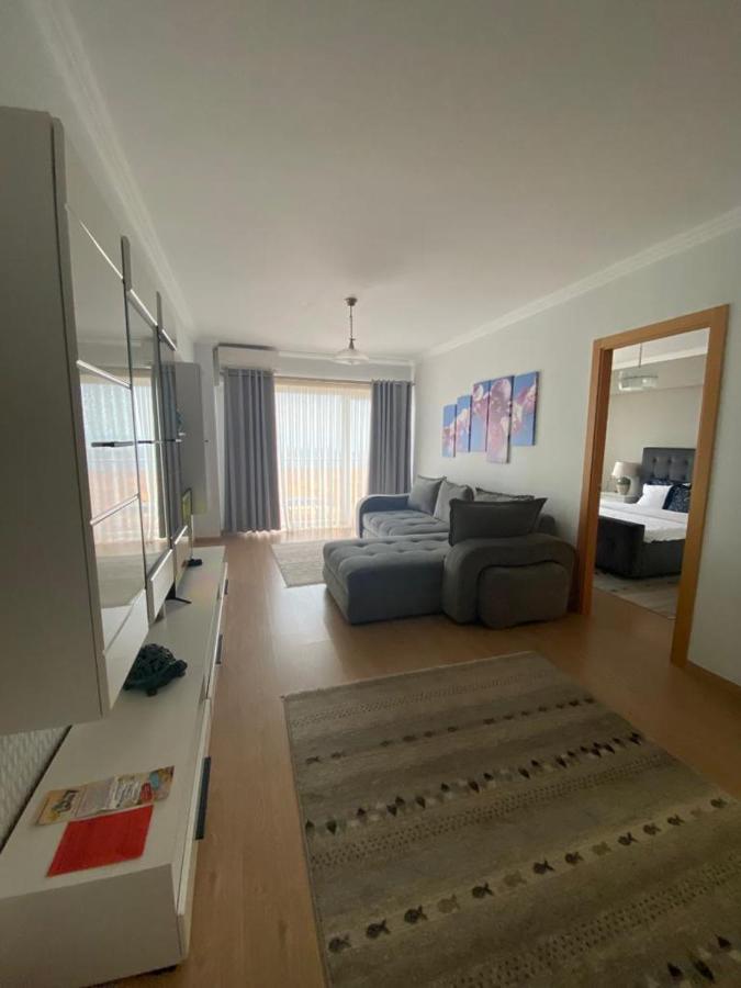 Dora City Apartament Appartement Cluj-Napoca Buitenkant foto