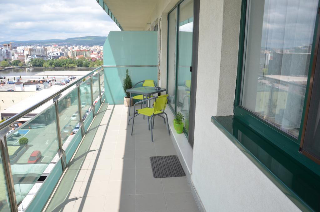 Dora City Apartament Appartement Cluj-Napoca Buitenkant foto