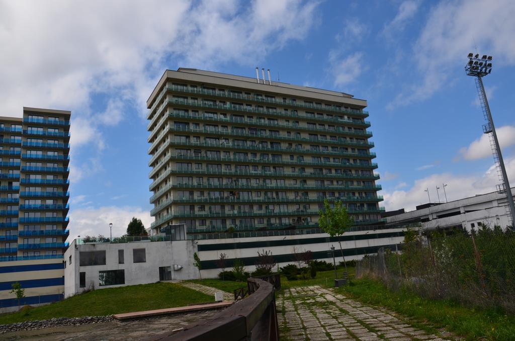 Dora City Apartament Appartement Cluj-Napoca Buitenkant foto