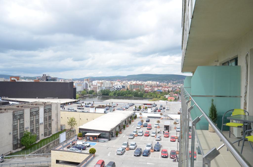 Dora City Apartament Appartement Cluj-Napoca Buitenkant foto
