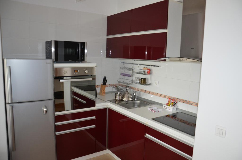 Dora City Apartament Appartement Cluj-Napoca Buitenkant foto